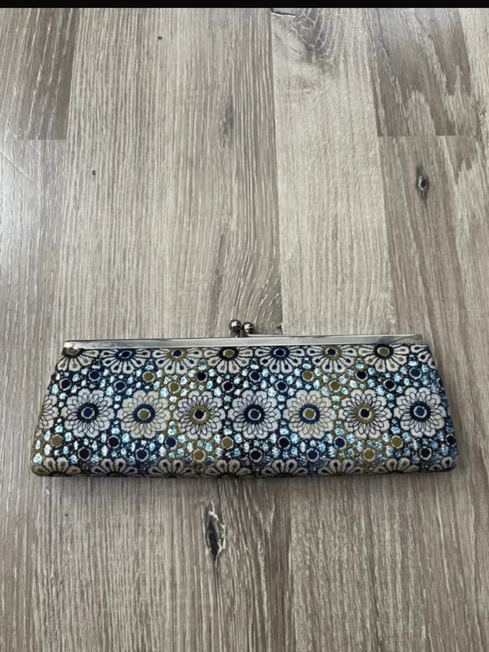 Vintage clutch
